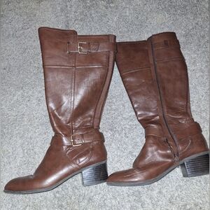 Brown Knee-High Leather Boots